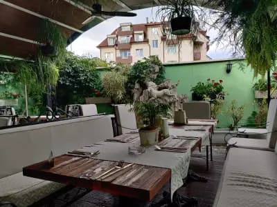 The School Овча Купел | Green Garden Restaurant| Ресторанти София