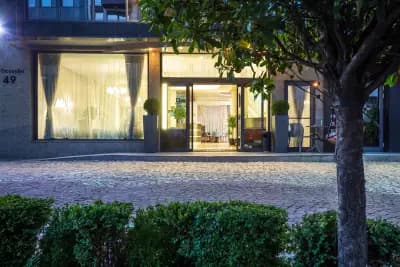 City Avenue Hotel by HMG-Free Parking-Free Wi-Fi