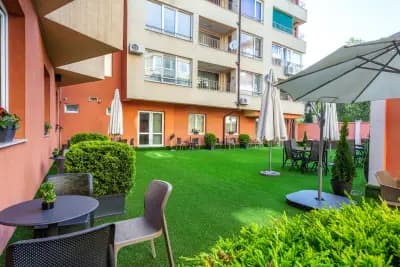 City Avenue Hotel by HMG-Free Parking-Free Wi-Fi