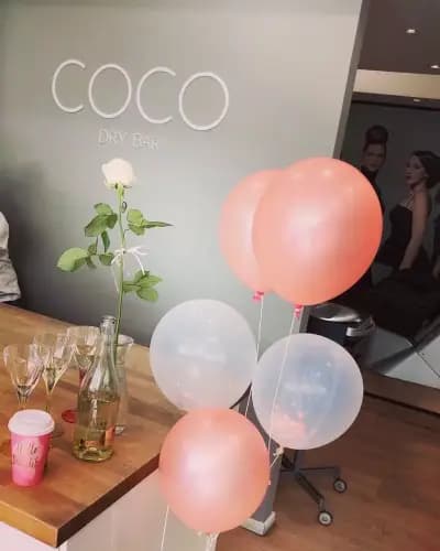 COCO dry bar & more | Подстигване | Маникюр | Педикюр | Балеаж | Боя | Грим | Официални прически | Стайлинг