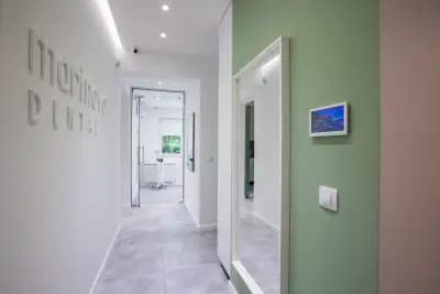 Marinova Dental /Д-р Есмералда Маринова/