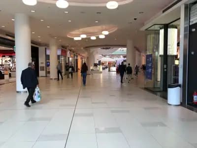 България Мол