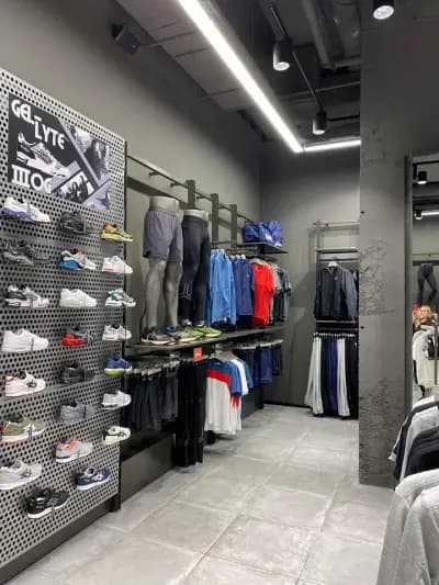 ASICS Paradise Center