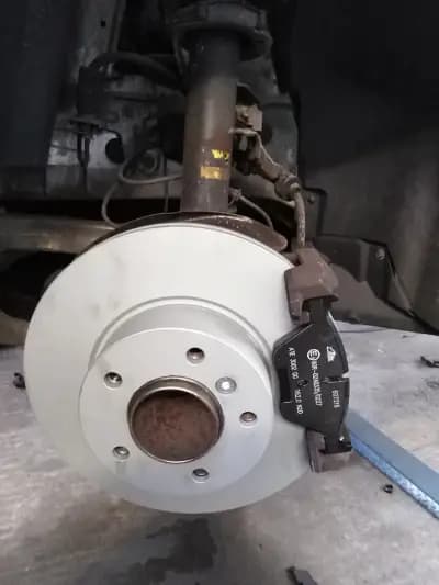 LS AUTO & MOTO SERVICE LTD