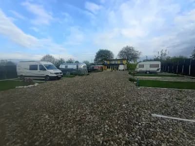 Sunny Paradise Campsite