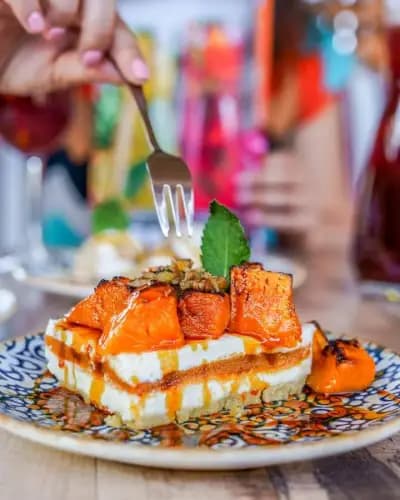 Happy Bar & Grill Lyulin
