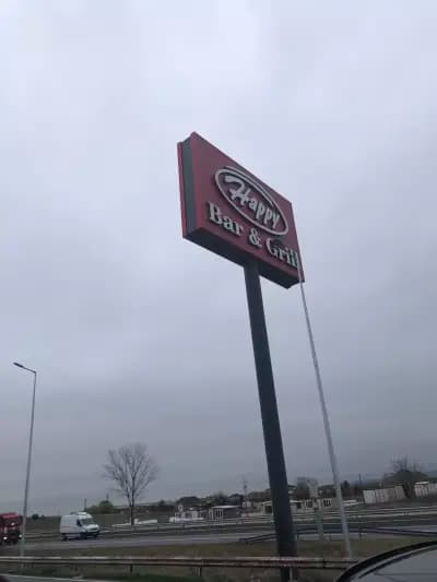Happy Bar & Grill Mladost