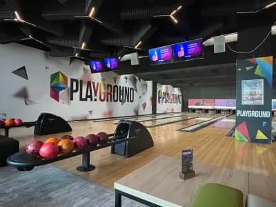 Playground, Paradise Center