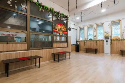 Temporadas Social Center / Темпорадас социален клуб за танци и спорт