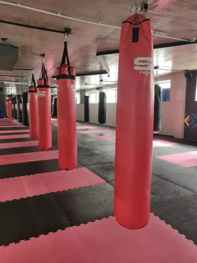X FIT CLUB