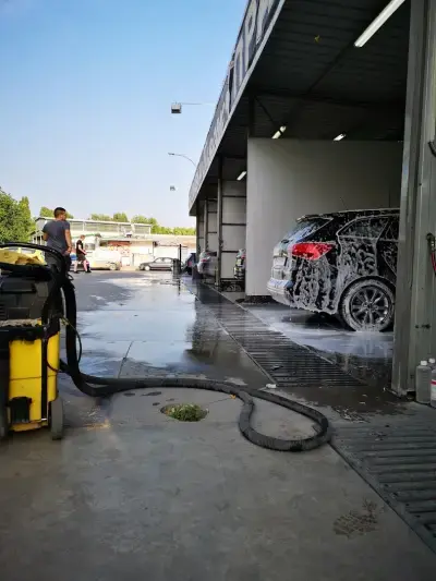 Автомивка Блясък
