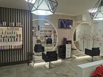 Beauty Bar Boutique - Удължаване и сгъстяване на коса