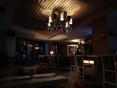 Free Bar