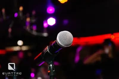 Quattro Piano Bar