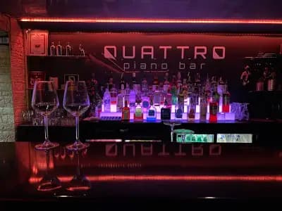 Quattro Piano Bar