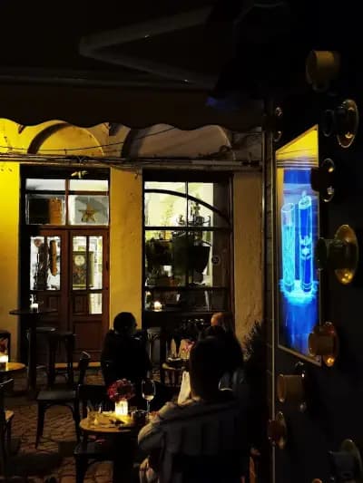 Qbar