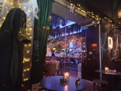 Qbar