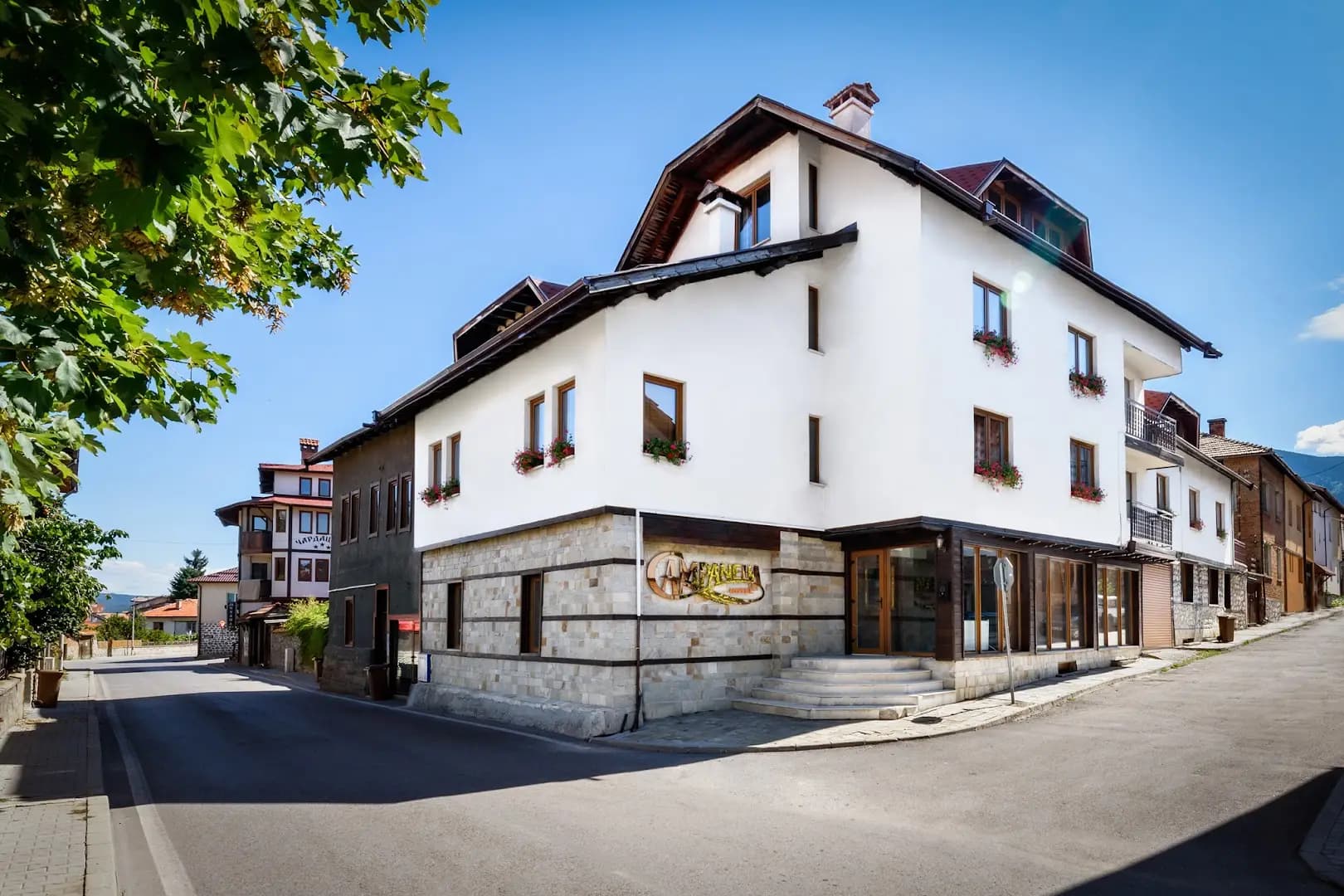 Velinov Boutique Hotel