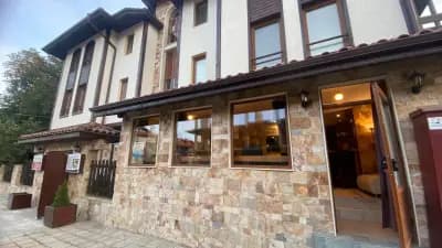 ★ Stylish & Cozy Studios in Valentina Heights Boutique Hotel ★