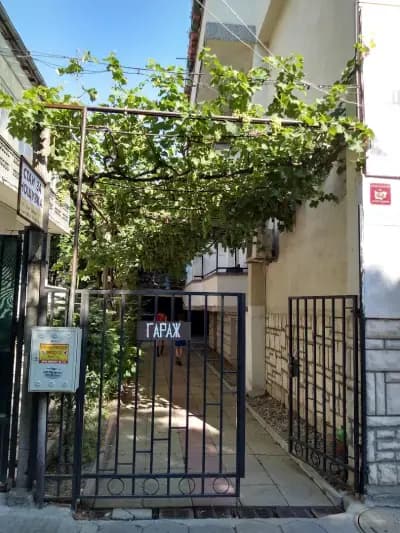 Apartment Home Keranchevi
