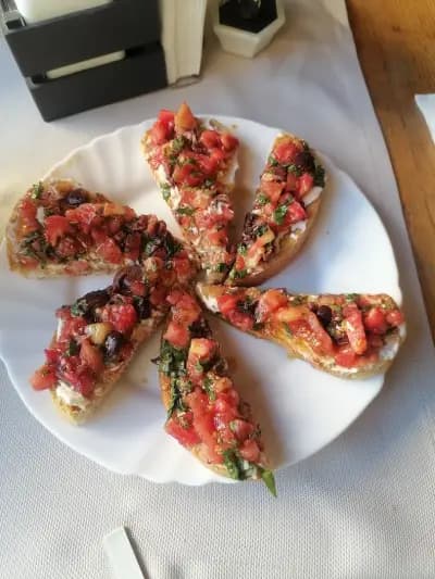 Семеен Хотел Пауталия