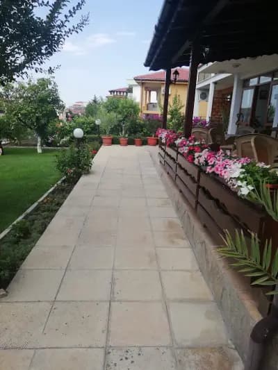 Хотел Генада