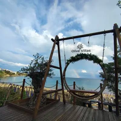 Olive Villas- Free beach access & Free parking