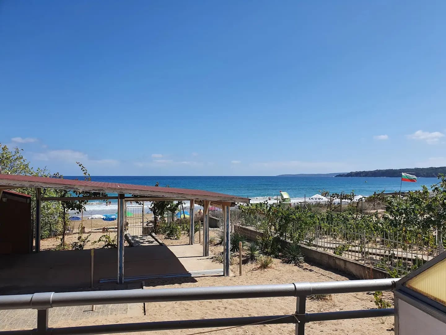 Hotel Marina, kavacite