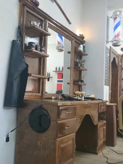 THE VIKING'S BARBER