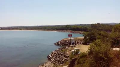 House Rezvaya with rooms for rent