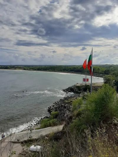 House Rezvaya with rooms for rent