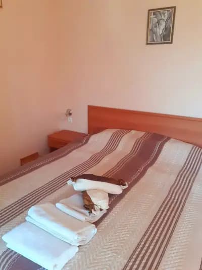 Семеен хотел "Наси" - Несебър