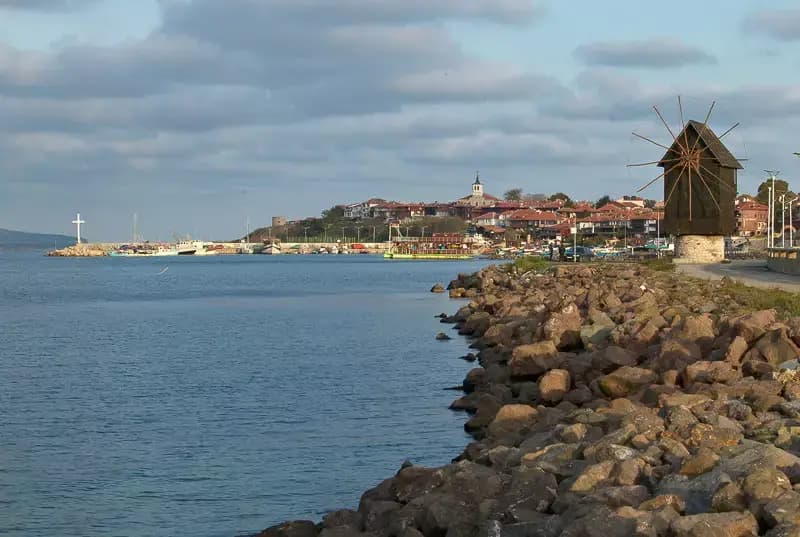 Семеен хотел "Наси" - Несебър