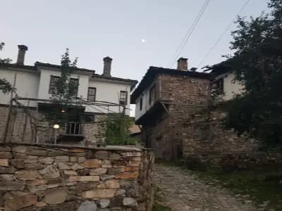 Amphitheatre village of Dolen and gallery ZEYRA