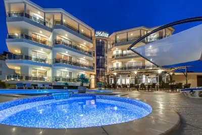 Family Hotel Adena