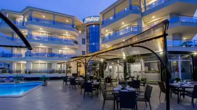 Family Hotel Adena
