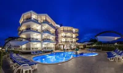 Family Hotel Adena