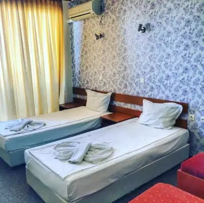 Family hotel Deykin