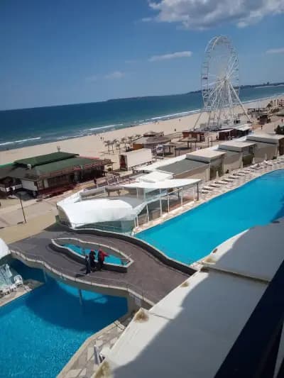 Hotel Glarus Beach