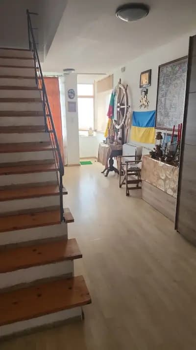 Къща за гости „Villa Parii“