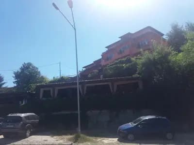 Семеен хотел Зеленика