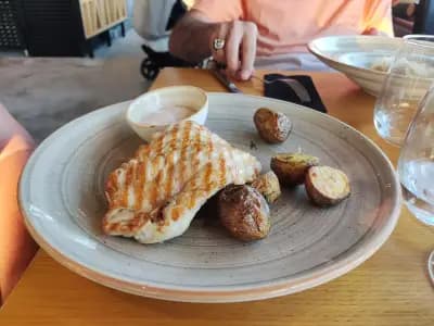 Ресторант Кактус Трявна Бийч