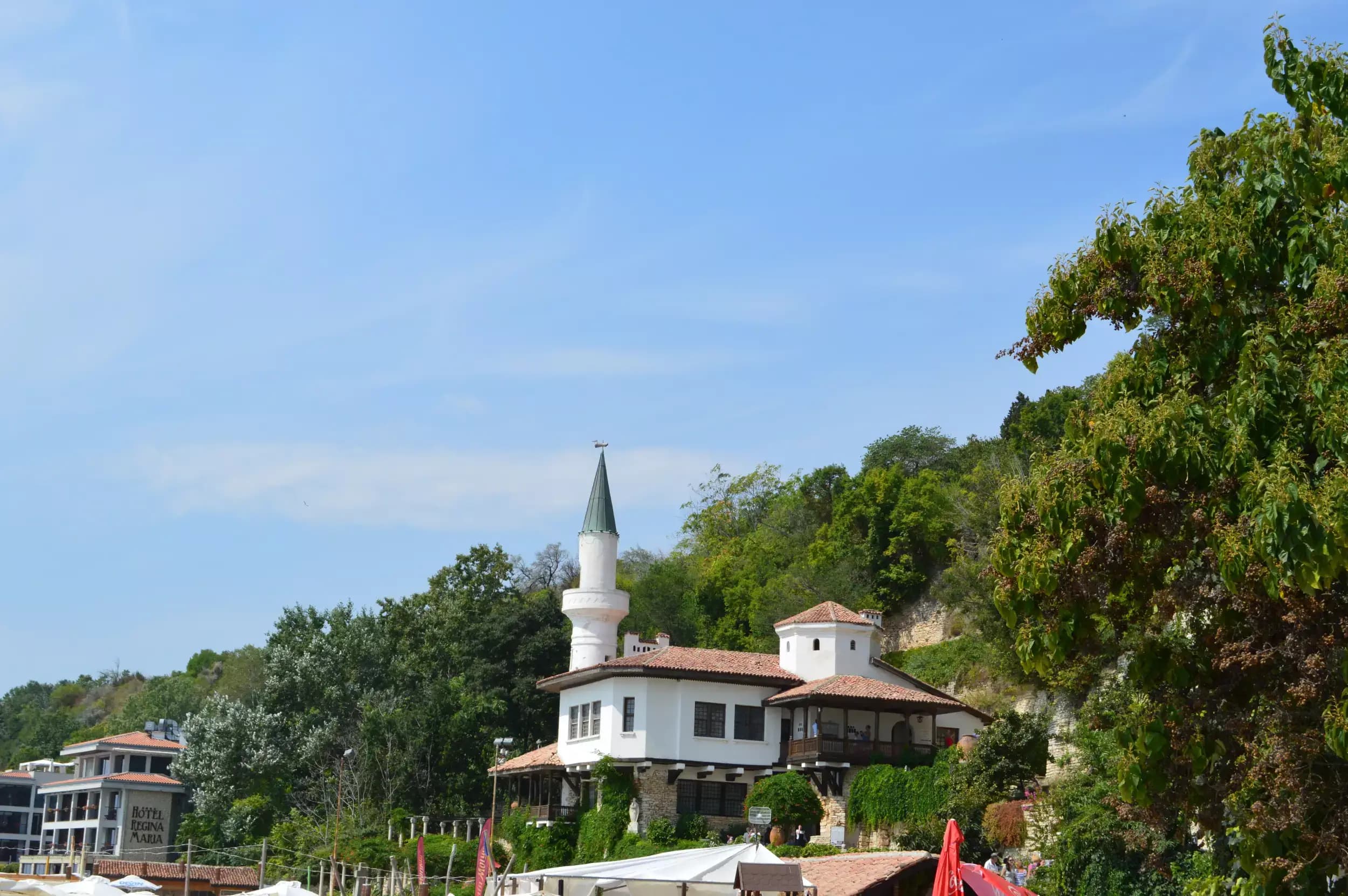 Имоти Бяла и Обзор - Realty Invest BG Ltd