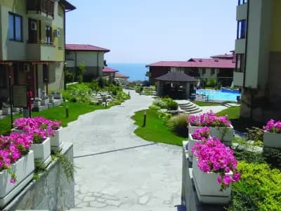 Имоти Бяла и Обзор - Realty Invest BG Ltd