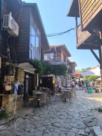 Restaurant "Breeze"