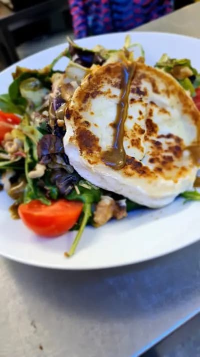 Restaurant & Bar Tarfa Garden / Ресторант и Бар Тарфа Гардън