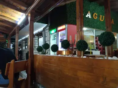 Бистро Лaгунa