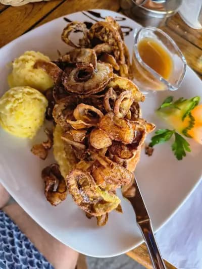 Fish & BBQ Restaurant