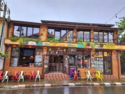 No Name Bar