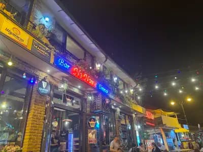 No Name Bar